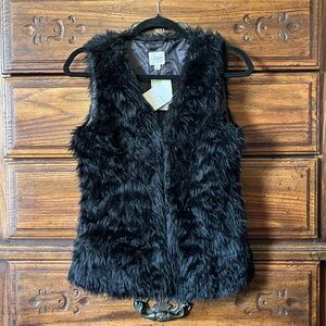 b-SHARP Women's Black Faux Fur Vest